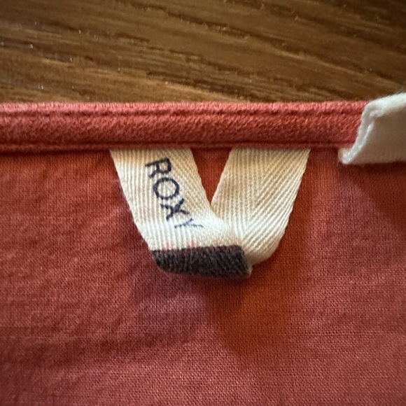 Beautiful Roxy Dress - Picture 6 of 6